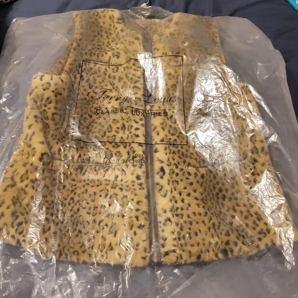Terry Lewis vintage faux fur vest sx 1X animal print zip up front with 4pockets - Picture 6 of 7